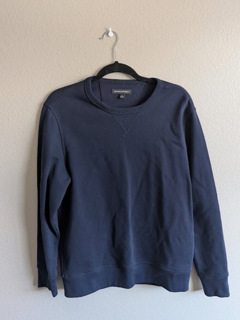 Banana Republic Navy Crewneck Sweatshirt Medium Mens Classic Minimalist Knit